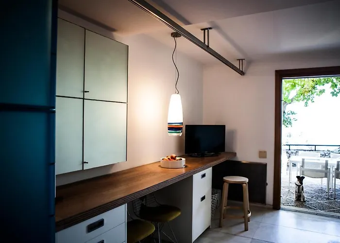 The View 陶尔米纳