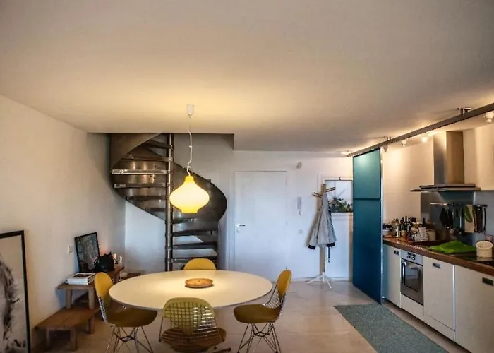 The View 陶尔米纳